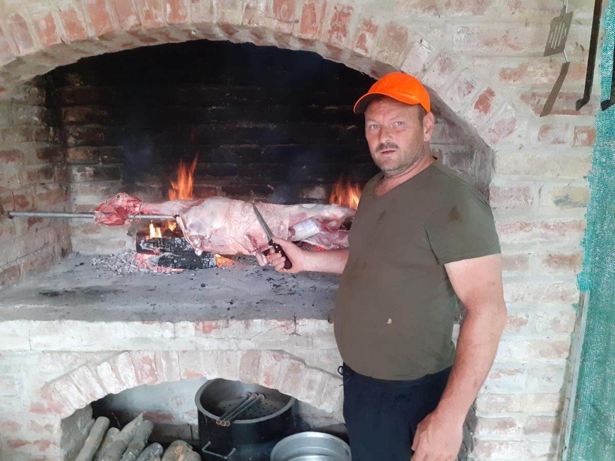 Srecko Apartman روغوزنيكا المظهر الخارجي الصورة