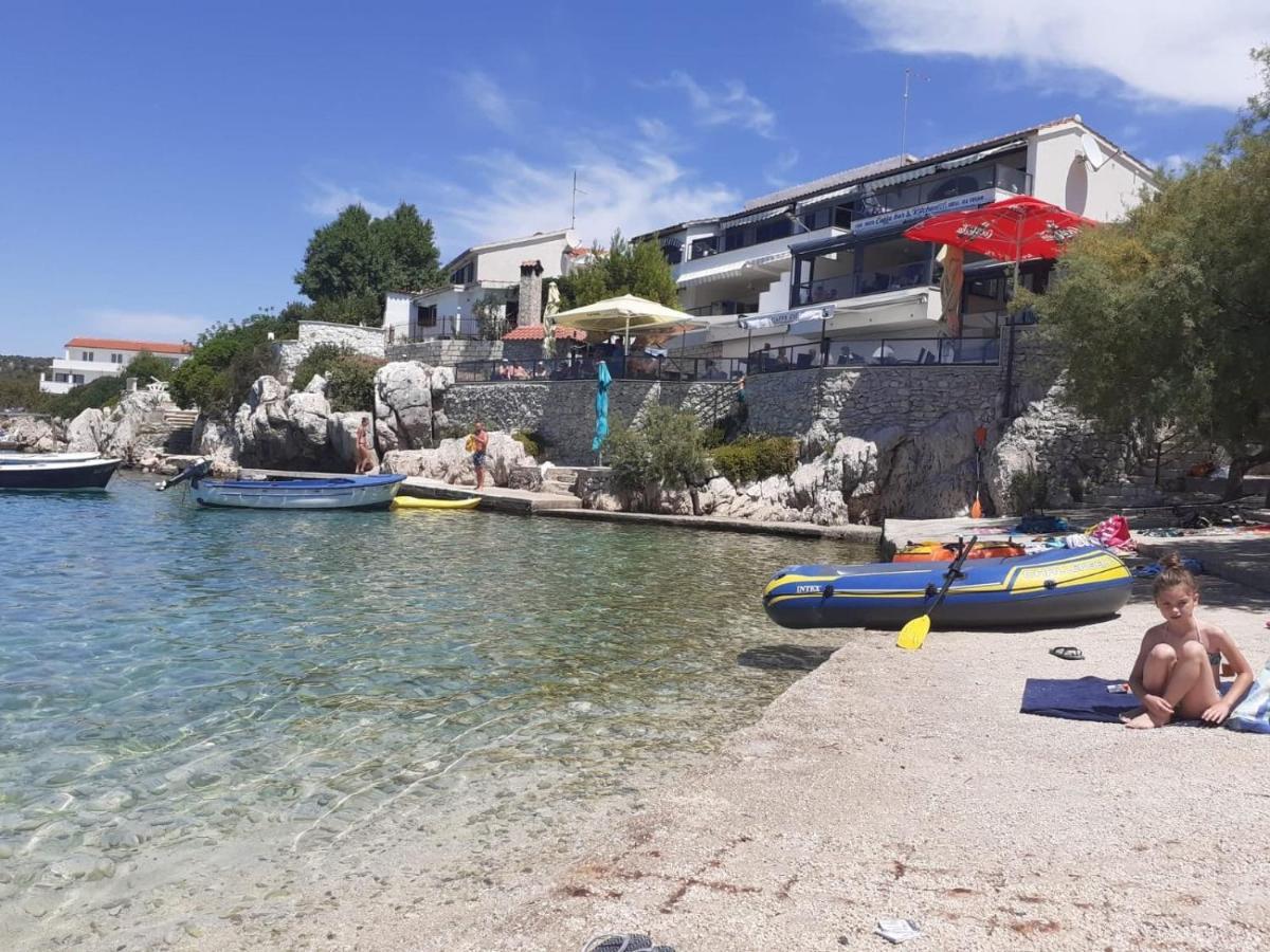 Srecko Apartman روغوزنيكا المظهر الخارجي الصورة